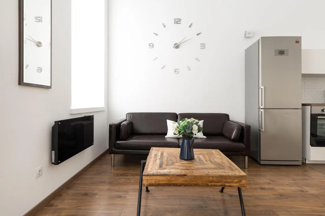 B17 Bajcsy Apartment Budapest